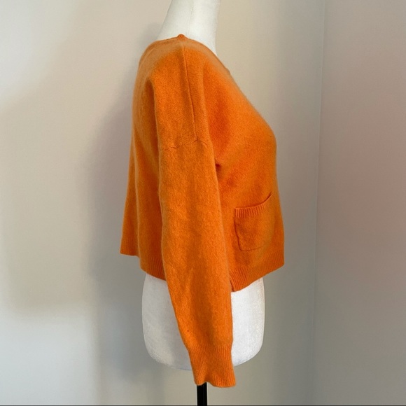 360 Cashmere sweater with patch pockets - Picture 2 of 7